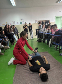 Предавања на тему прве помоћи у ОШ Доситеј Обрадовић Смедерево